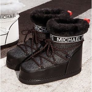 Michael Kors Zelda logo snow boots